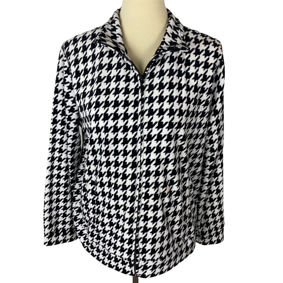 Kim Rogers Sweaters - 🌸FREE🌸 Kim Rogers Houndstooth Plush Soft Zip Up Jacket
